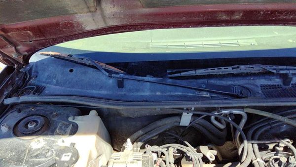 1997-2004 Buick Regal Passenger Right Windshield Wiper Arm Oem Blade Lever — photo 1