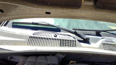 2002-2005 Jeep Liberty Passenger Right Windshield Wiper Arm Oem Blade Lever