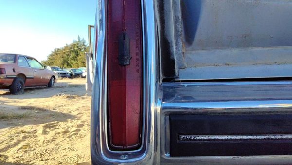 1984 Cadillac Deville Tail Light Assembly LH Sedan — photo 5
