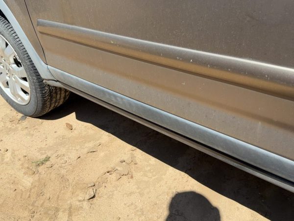 2005-2006 Honda Crv Driver Left Lower Rocker Panel Moulding Oem 71850S9A010 — photo 7