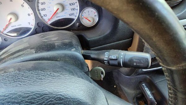 02-07 Liberty Turn Signal Switch Windshield Wiper Column Control Lever Assembly — photo 2
