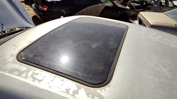 2002 Subaru Legacy Roof Glass (glass Only) — photo 3