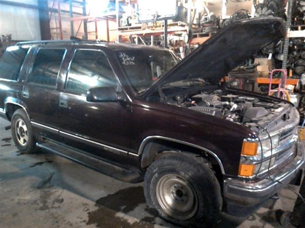 1996 Chevy Tahoe — vehicle photo 1