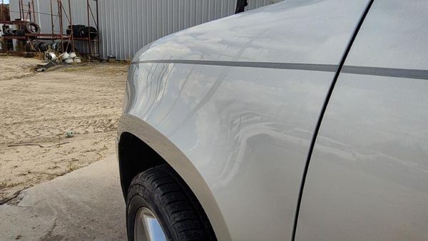 2007-2014 Chevy Tahoe Silver Driver Left Front Fender Oem U726s — photo 3