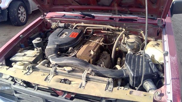 1992 Nissan D21 — vehicle photo 2