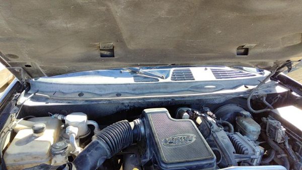 2002-2009 Chevy Trail Blazer Windshield Wiper Cowl Vent Trim Panel Oem Cover — photo 1
