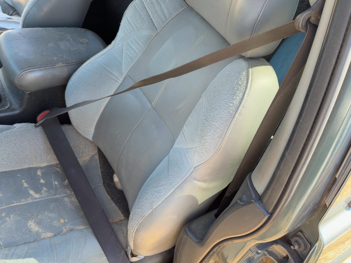 00-04 Grand Cherokee Driver Left Front Seat Belt Retractor Shoulder Bucket Gray