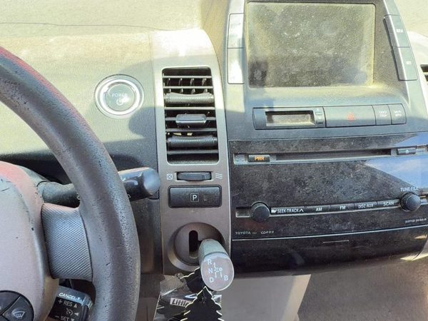 2004-2009 Toyota Prius Left Heater Vent Shifter Trim Bezel Park Button Bisque — photo 3