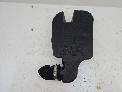 2004 Chevy Silverado 2500 Air Intake Tube Resonator Box 6.6L Duramax Diesel