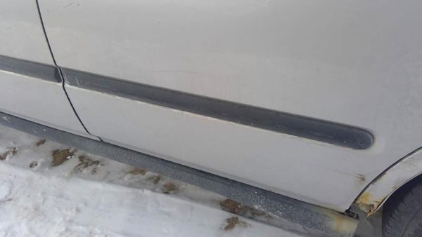 1996-2000 Honda Civic Driver Left Rear Moulding From Door Oem Back Trim Strip — photo 1