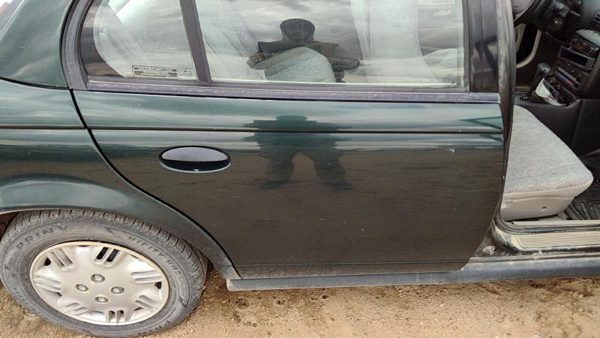 1996 Saturn Sl1 Rear Door RH Green — photo 2