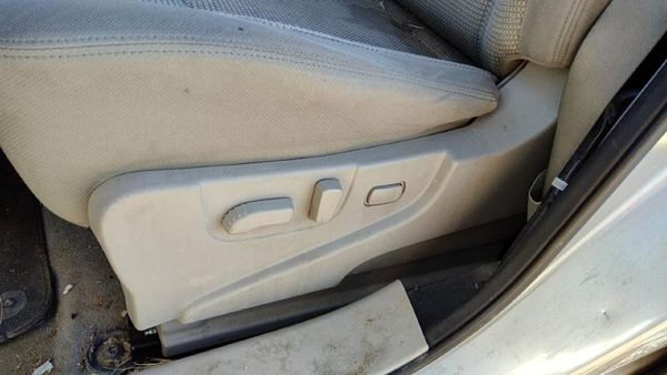 08-13 Nissan Rogue Driver Left Side Power Seat Switch With Trim Panel Oem Gray K — photo 5