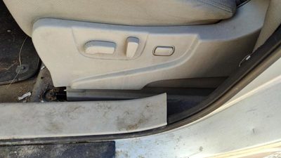 08-13 Nissan Rogue Driver Left Side Power Seat Switch With Trim Panel Oem Gray K