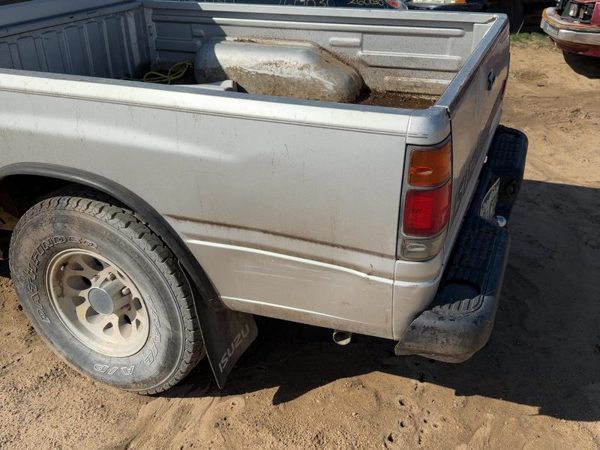 1991 Isuzu Pickup Pickup Box/bed Assembly Silver — photo 7