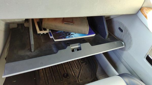 08-10 Grand Cherokee Glove Box Assembly Complete Door With Latch Oem Gray D1 — photo 3