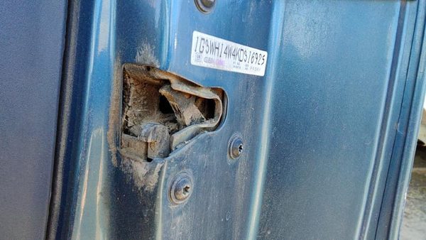 88-92 Olds Cutlass Cierra Passenger Right Front Door Latch With Rods/Cables Oem — photo 2