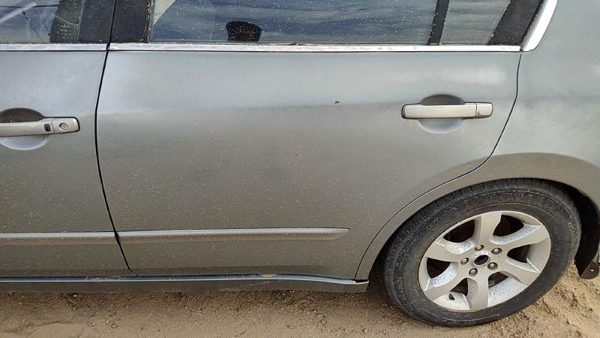 2007 Nissan Altima Rear Door LH Gray W40 — photo 1