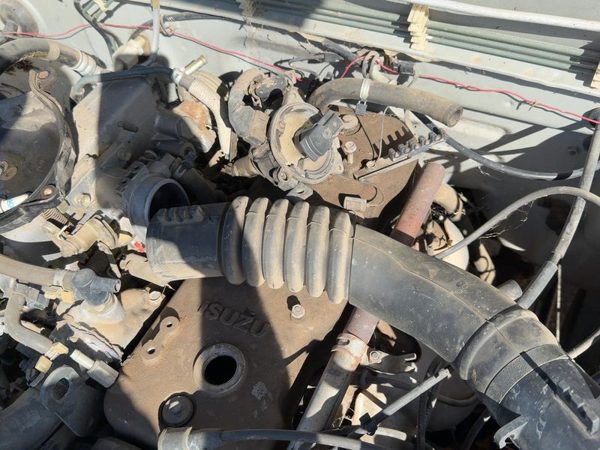 1988-1995 Isuzu Pup Valve Cover Oem 2.6L — photo 4