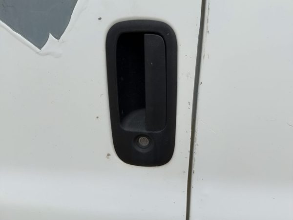 1996-2009 Chevy Express Van 2500 Driver Left Front Outside Door Handle Oem — photo 2
