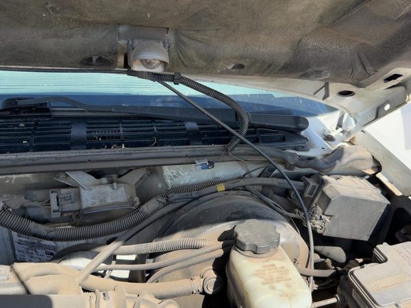 1995-2005 Chevy S10 Blazer Driver Left Windshield Wiper Arm OEM Blade Lever — photo 1
