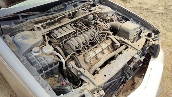 1999 Cadillac DeVille Crossmember/cradle/undercarria 4.6L AT — photo 7