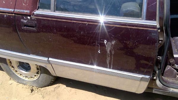 1993 Cadillac Fleetwood Rear Door RH Maroon — photo 4