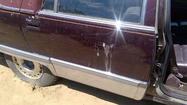 1993 Cadillac Fleetwood Rear Door RH Maroon — photo 6