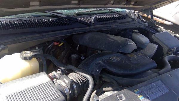 2003 Suburban 1500 — vehicle photo 2