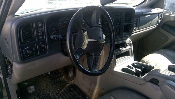 2003 Suburban 1500 — vehicle photo 4