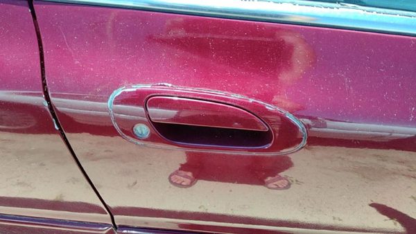 1994-1995 Honda Accord Passenger Right Front Outside Door Handle Oem Red — photo 3