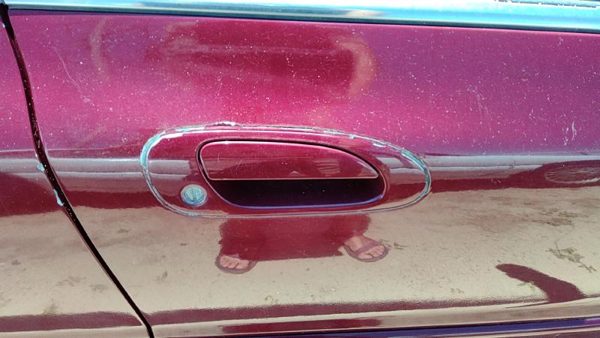 1994-1995 Honda Accord Passenger Right Front Outside Door Handle Oem Red — photo 2