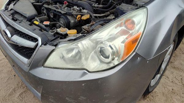 2010-2012 Subaru Legacy Outback Driver Left Head Light Oem Front Lamp 84001Aj01a — photo 1