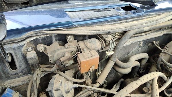 1995 Nissan Pathfinder Wiper Motor Front 2881559g00 — photo 3