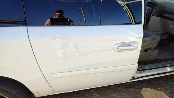 2007 Dodge Caravan Rear Door RH White pw1 — photo 3