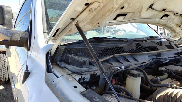 2016 Dodge Ram Hood Hinge RH 4500 White PW7 — photo 2