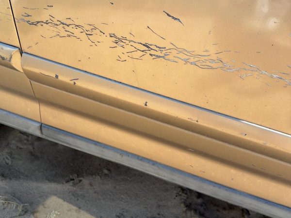 2002-2006 Honda Crv Passenger Right Front Moulding From Door Oem Upper Gold — photo 7