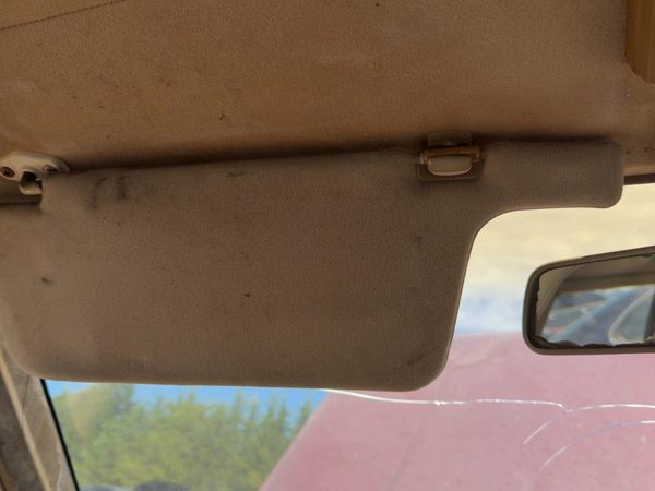 1985-1987 Nissan Maxima Driver Left Sun Visor Oem 4Dr Sedan Gray — photo 4