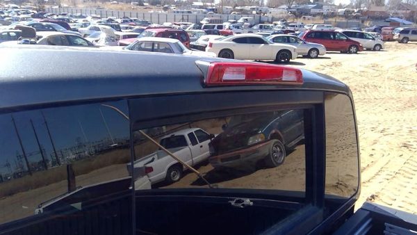 2006 Nissan Titan Third Brake Light Middle Lamp Oem — photo 2