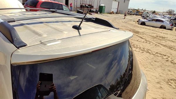 2007-2008 Suzuki Grand Vitara Xl-7 Rear Spoiler Back Wing Oem Gold 990Bo24012 — photo 4