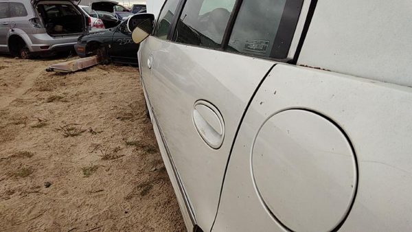 2000 Buick Park Avenue Rear Door LH White 78U — photo 3