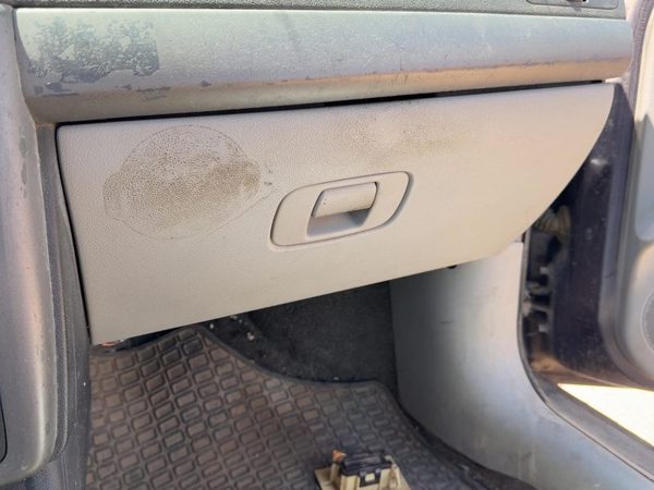 2005-2010 Chevy Cobalt Glove Box Assembly Complete Door With Latch Oem Gray 14B — photo 2