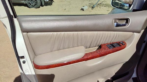 2004 Toyota Sienna Driver Left Front Door Trim Panel With Master Switch Fawn 41 — photo 3