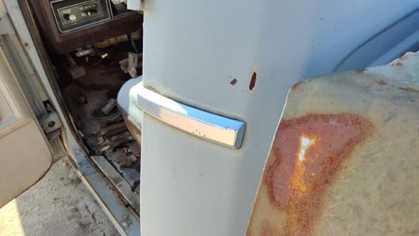 1981-1993 Dodge D350 Driver Left Rear Chrome Moulding On Cab Corner Oem — photo 2