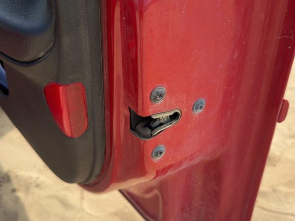 06-11 Impala Passenger Right Front Door Latch With Rods/Cables Oem Ls And Police — photo 4