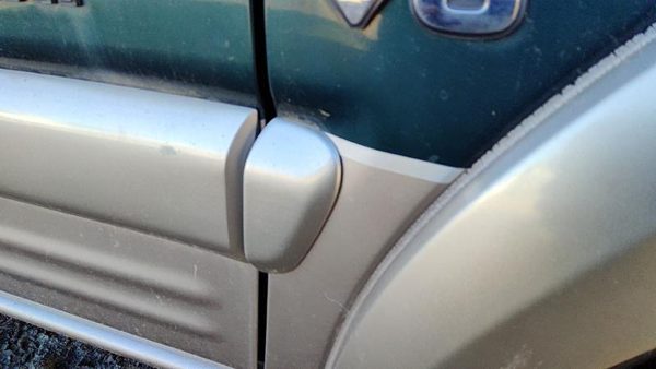 2000-2002 Honda Passport Passenger Right Moulding From Fender Oem Trim Strip — photo 3