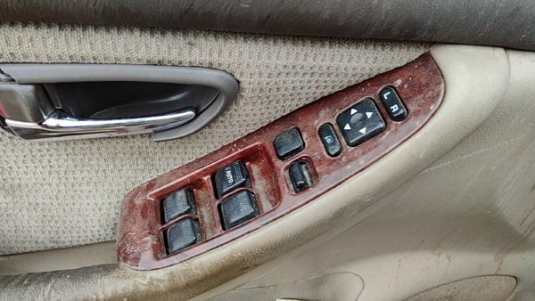 2000-04 Legacy Outback Driver Left Front Power Window Master Control Switch Oem — photo 4