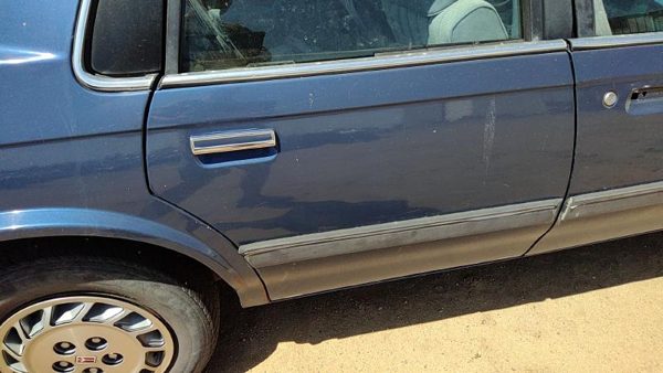 1994 Oldsmobile Cutlass Ciera Rear Door RH Blue — photo 2
