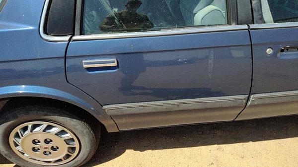 1994 Oldsmobile Cutlass Ciera Rear Door RH Blue — photo 3