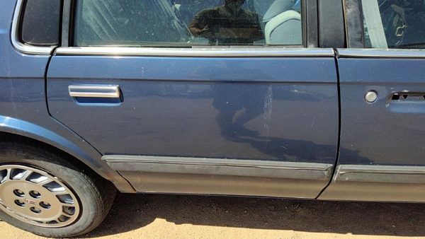 1994 Oldsmobile Cutlass Ciera Rear Door RH Blue — photo 5