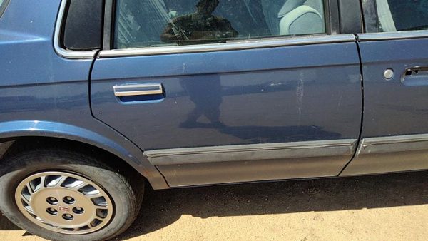 1994 Oldsmobile Cutlass Ciera Rear Door RH Blue — photo 4